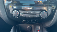 Nissan Qashqai 1.5 dCi N-Connecta 5dr Diesel Hatchback